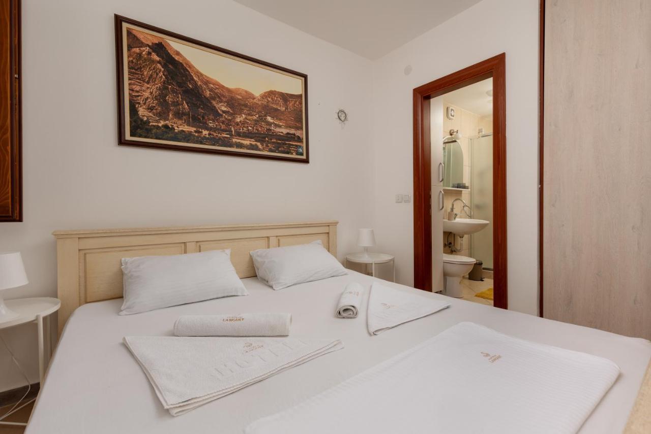 Apartment Amigo 2 Old Town Kotor Exteriör bild